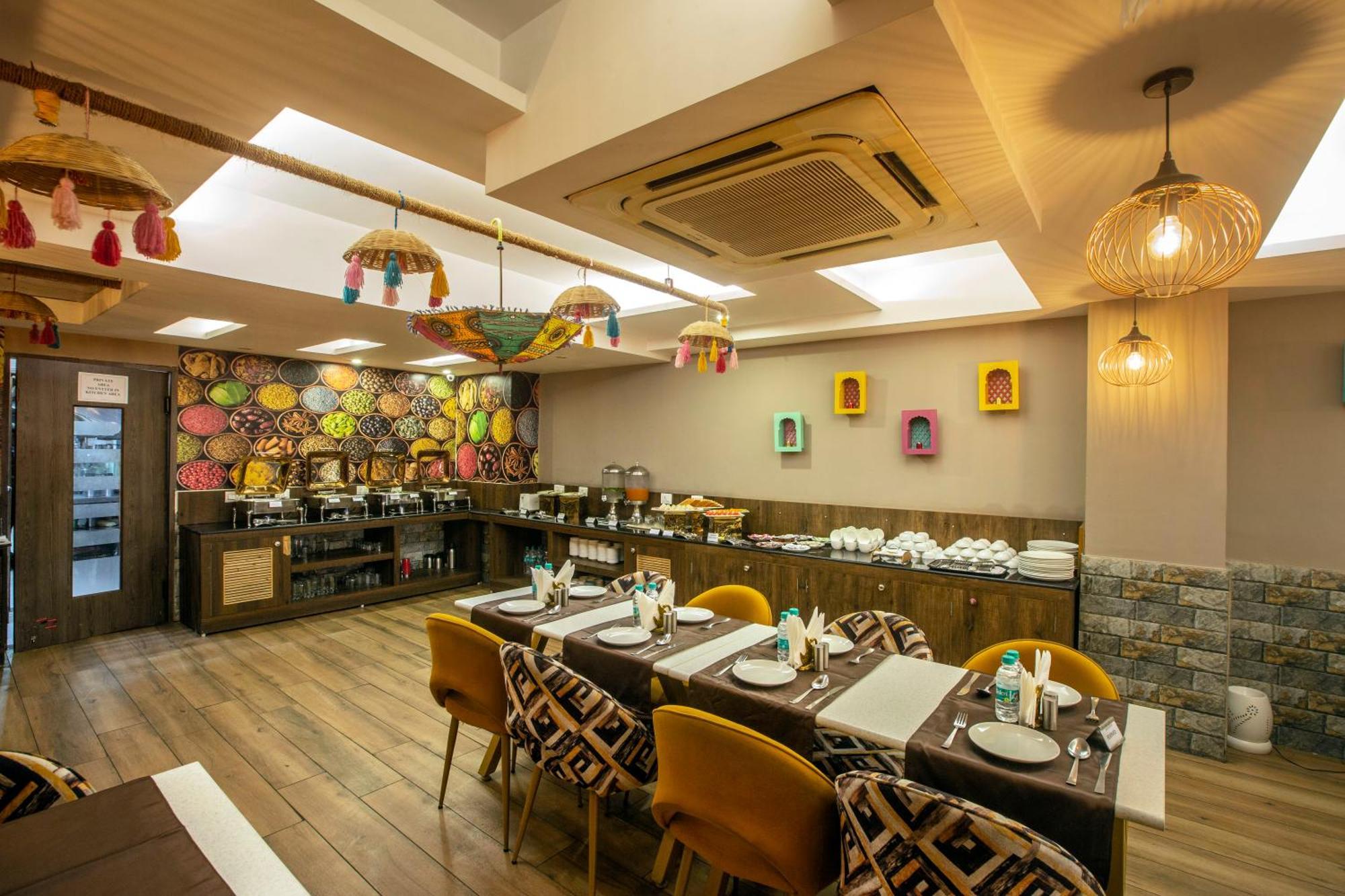 Hotel Oxmo Delhi Airport With Free Airport Transsfer New Delhi Exterior foto