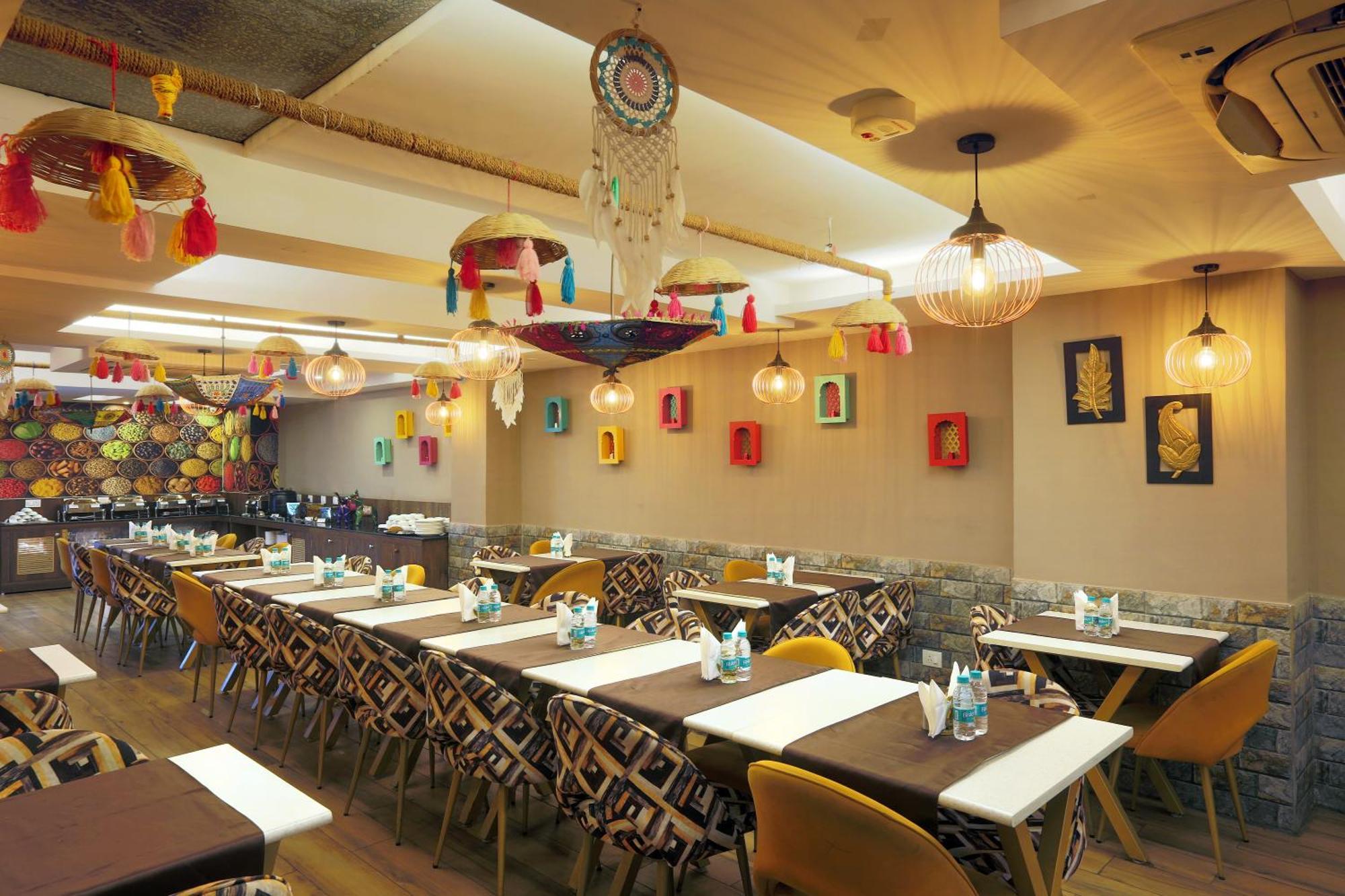 Hotel Oxmo Delhi Airport With Free Airport Transsfer New Delhi Exterior foto