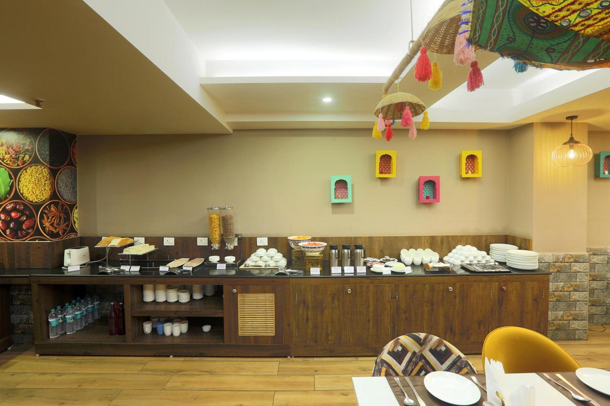 Hotel Oxmo Delhi Airport With Free Airport Transsfer New Delhi Exterior foto