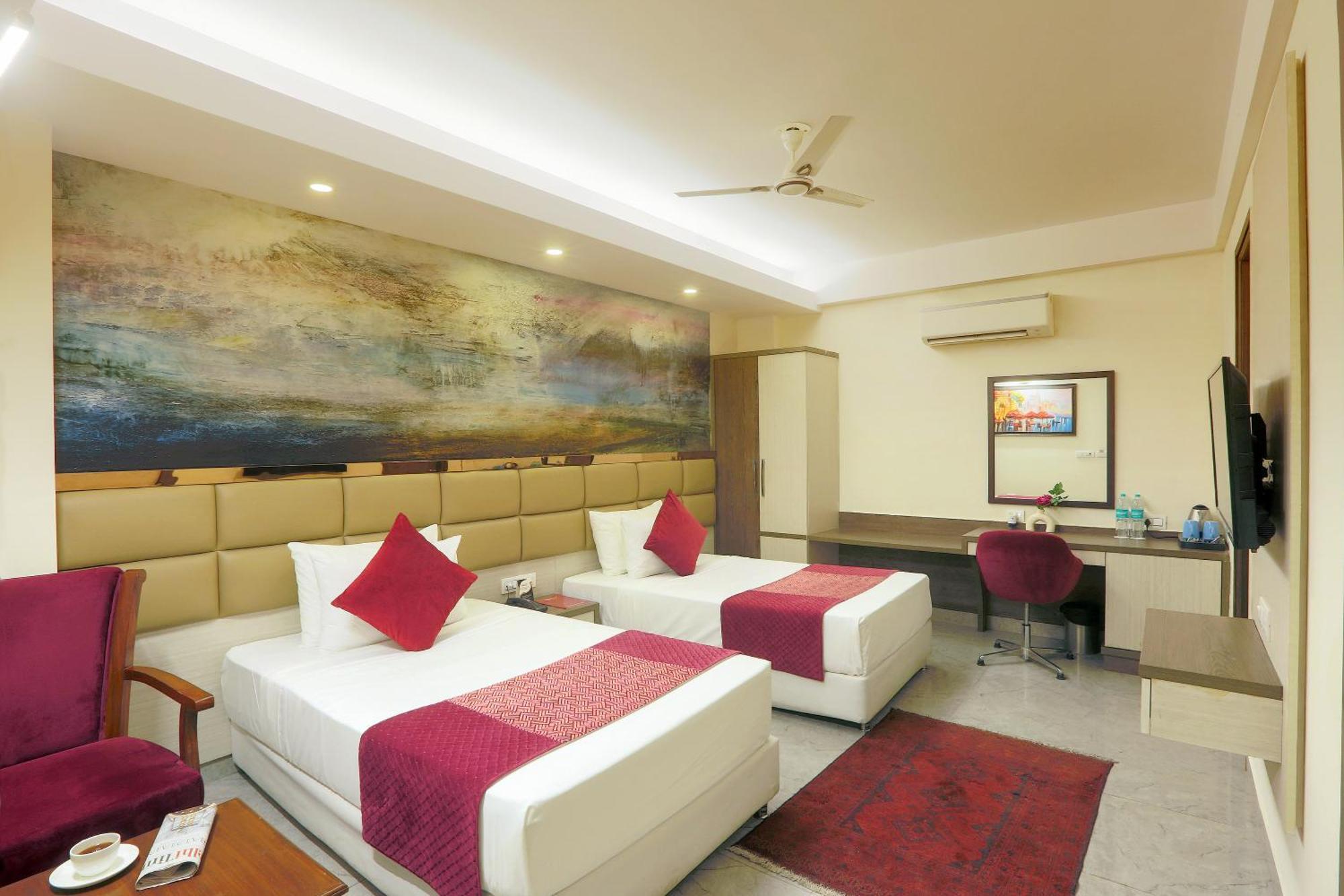 Hotel Oxmo Delhi Airport With Free Airport Transsfer New Delhi Exterior foto
