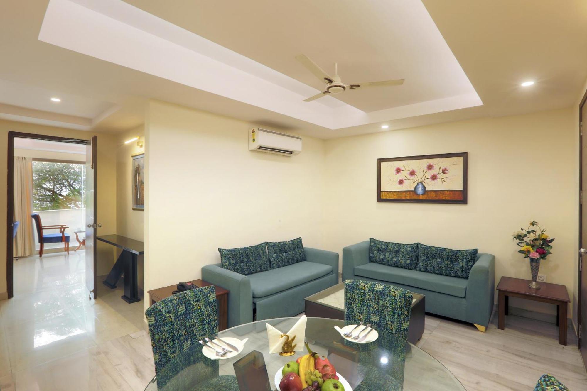 Hotel Oxmo Delhi Airport With Free Airport Transsfer New Delhi Exterior foto