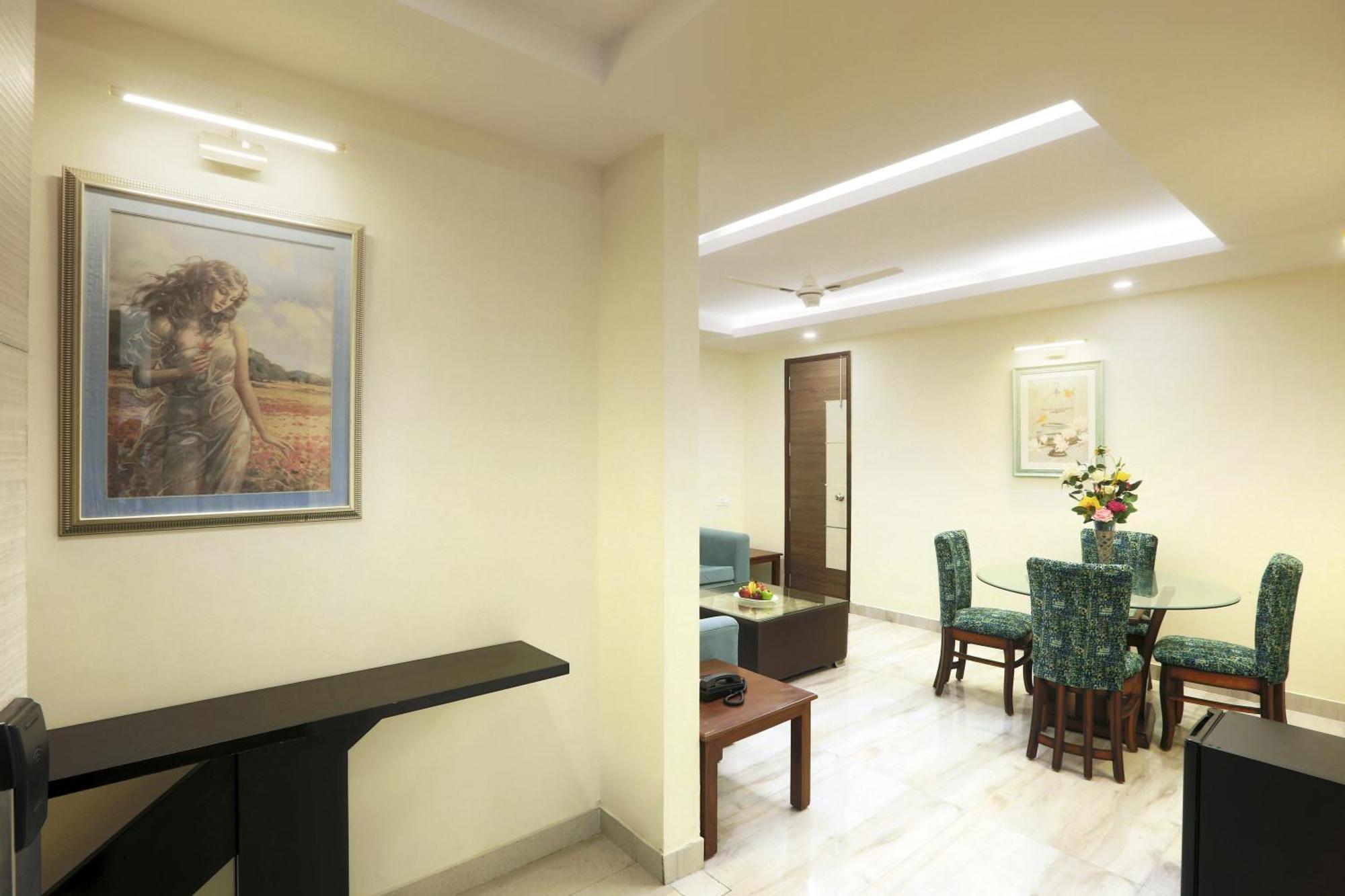Hotel Oxmo Delhi Airport With Free Airport Transsfer New Delhi Exterior foto